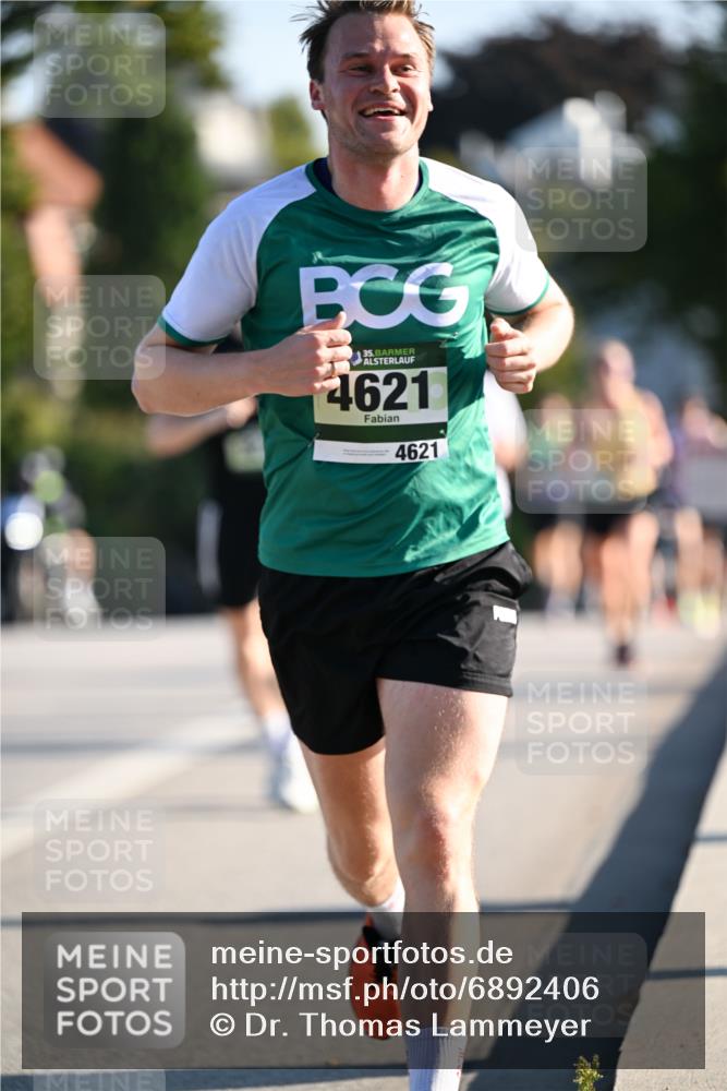 01.09.2024 - BARMER Alsterlauf Dr. Thomas Lammeyer http://msf.ph/oto/6892406 01.09.2024 09:24:42 Laufen 135, 4621, 4621 meine-sportfotos.de