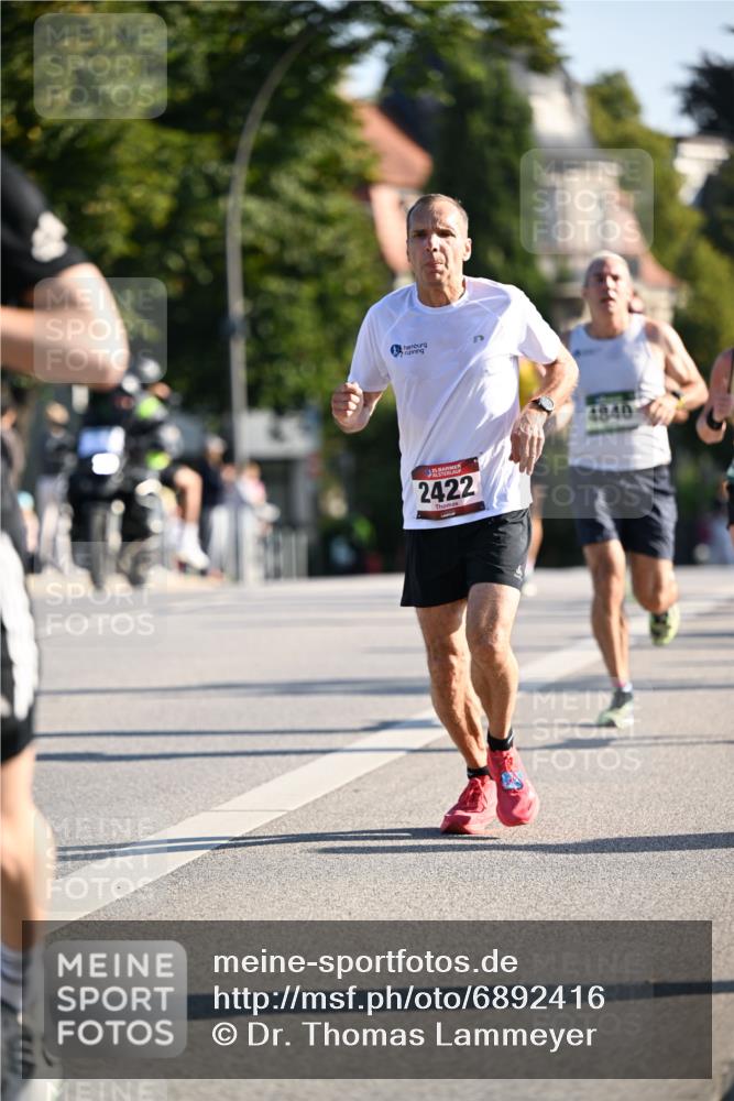 01.09.2024 - BARMER Alsterlauf Dr. Thomas Lammeyer http://msf.ph/oto/6892416 01.09.2024 09:24:44 Laufen 2422, 4840 meine-sportfotos.de