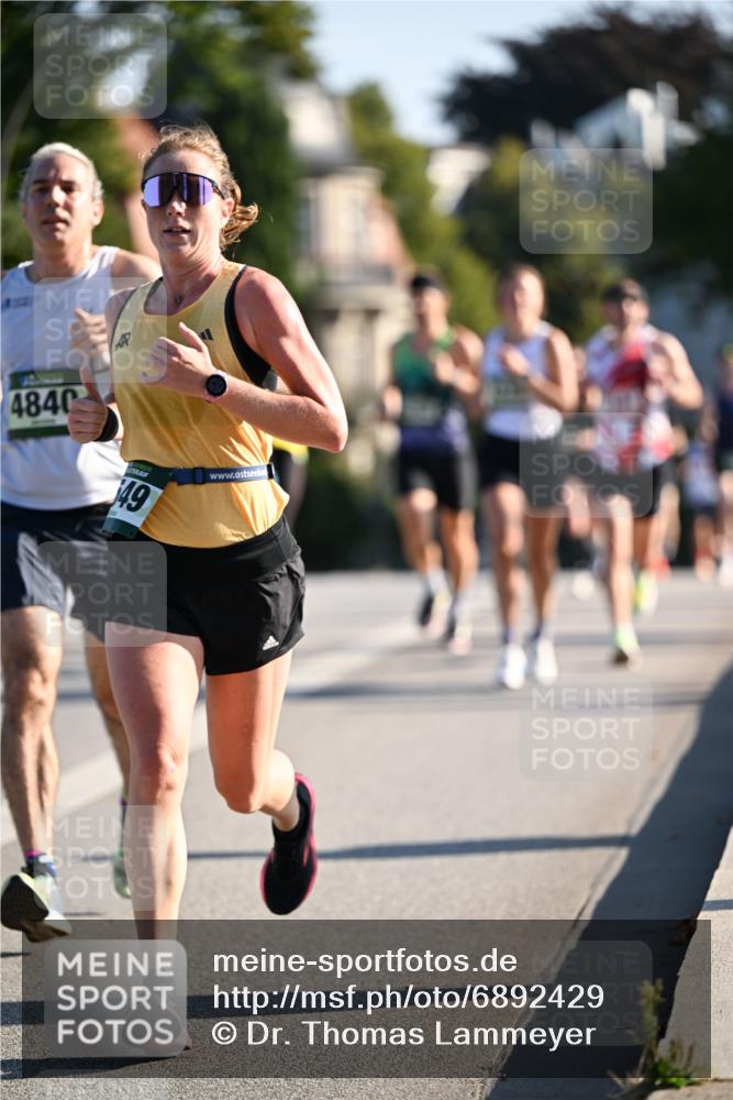 01.09.2024 - BARMER Alsterlauf Dr. Thomas Lammeyer http://msf.ph/oto/6892429 01.09.2024 09:24:46 Laufen 4840, 49 meine-sportfotos.de