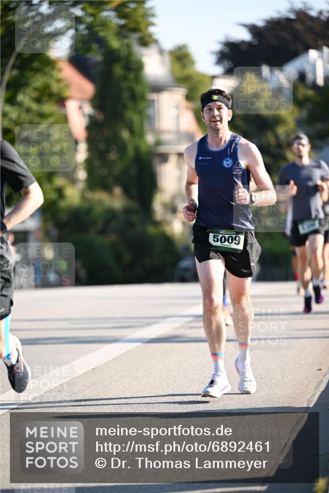 01.09.2024 - BARMER Alsterlauf Dr. Thomas Lammeyer http://msf.ph/oto/6892461 01.09.2024 09:24:52 Laufen 135, 5009 meine-sportfotos.de