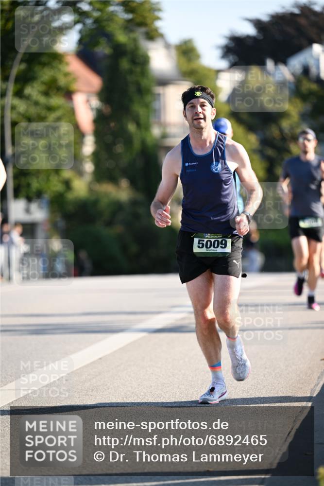 01.09.2024 - BARMER Alsterlauf Dr. Thomas Lammeyer http://msf.ph/oto/6892465 01.09.2024 09:24:53 Laufen 5009 meine-sportfotos.de