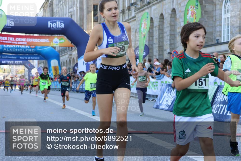 01.09.2024 - BARMER Alsterlauf Strokosch-Dieckow http://msf.ph/oto/6892521 01.09.2024 10:51:57 Ziel 151, 177, 178, 194, 201, 225, 233, 258, 262, 266, 310, 336, 345, 359, 373, 377, 399, 8157, 8158, 8304, 8367 meine-sportfotos.de