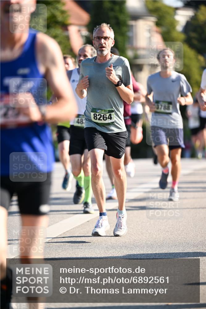 01.09.2024 - BARMER Alsterlauf Dr. Thomas Lammeyer http://msf.ph/oto/6892561 01.09.2024 09:25:08 Laufen 48, 35, 8264 meine-sportfotos.de