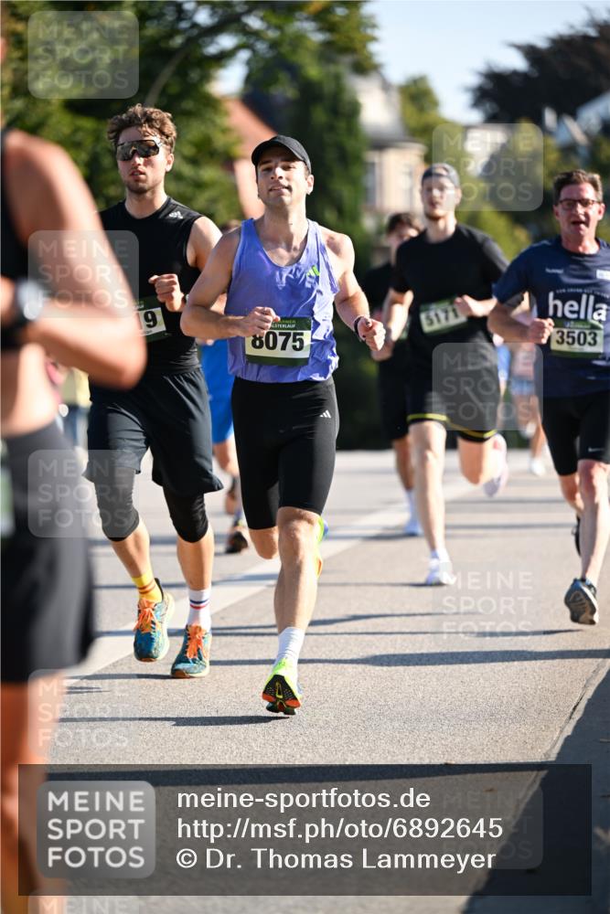 01.09.2024 - BARMER Alsterlauf Dr. Thomas Lammeyer http://msf.ph/oto/6892645 01.09.2024 09:25:22 Laufen 19, 8075, 5171, 3503 meine-sportfotos.de