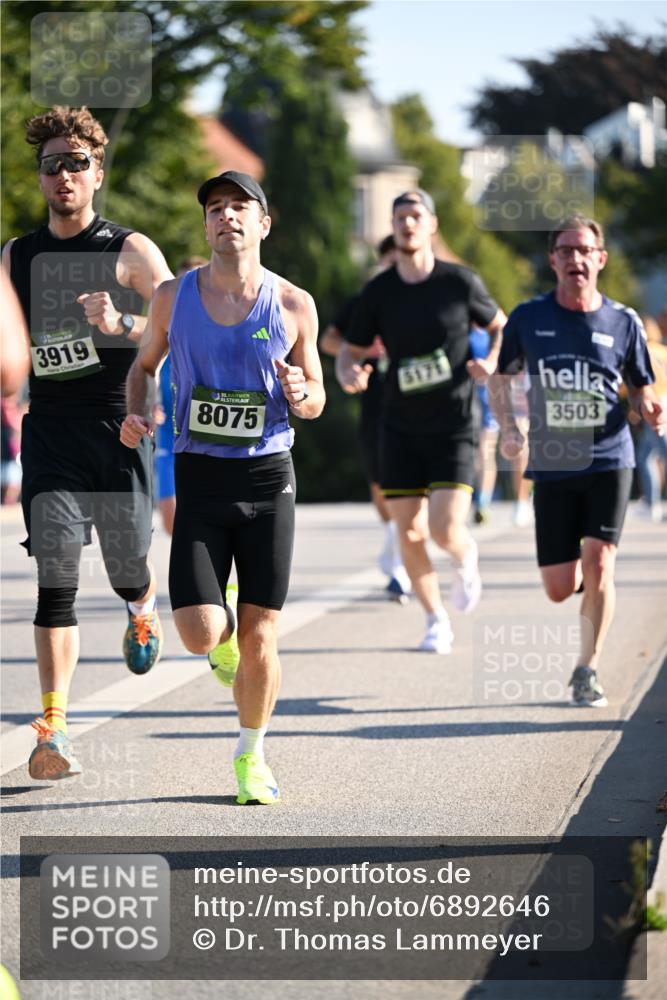 01.09.2024 - BARMER Alsterlauf Dr. Thomas Lammeyer http://msf.ph/oto/6892646 01.09.2024 09:25:22 Laufen 3919, 135, 8075, 5171, 3503 meine-sportfotos.de
