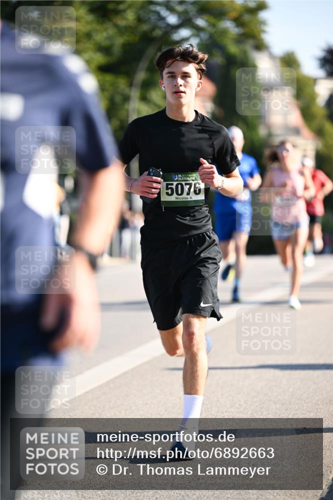 01.09.2024 - BARMER Alsterlauf Dr. Thomas Lammeyer http://msf.ph/oto/6892663 01.09.2024 09:25:25 Laufen 35, 5076 meine-sportfotos.de