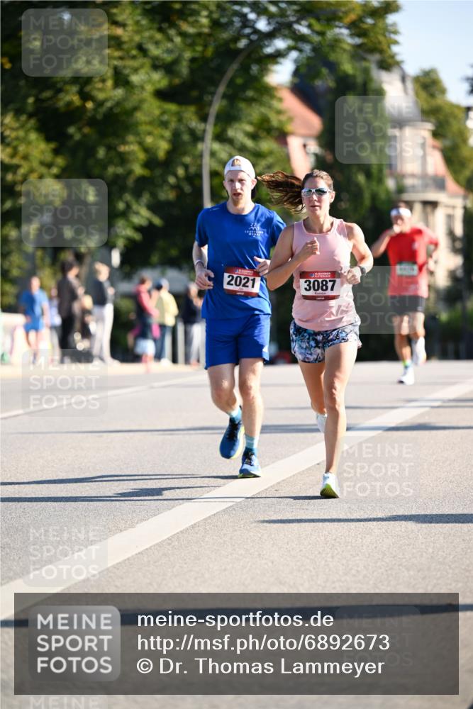 01.09.2024 - BARMER Alsterlauf Dr. Thomas Lammeyer http://msf.ph/oto/6892673 01.09.2024 09:25:26 Laufen 2021, 3087 meine-sportfotos.de