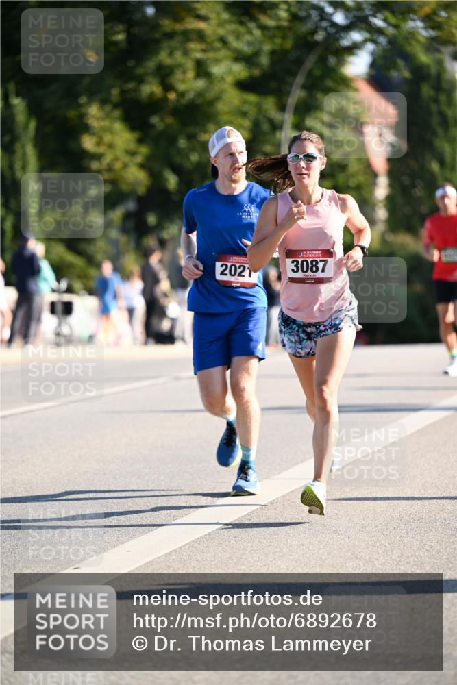 01.09.2024 - BARMER Alsterlauf Dr. Thomas Lammeyer http://msf.ph/oto/6892678 01.09.2024 09:25:27 Laufen 2021, 135, 3087 meine-sportfotos.de