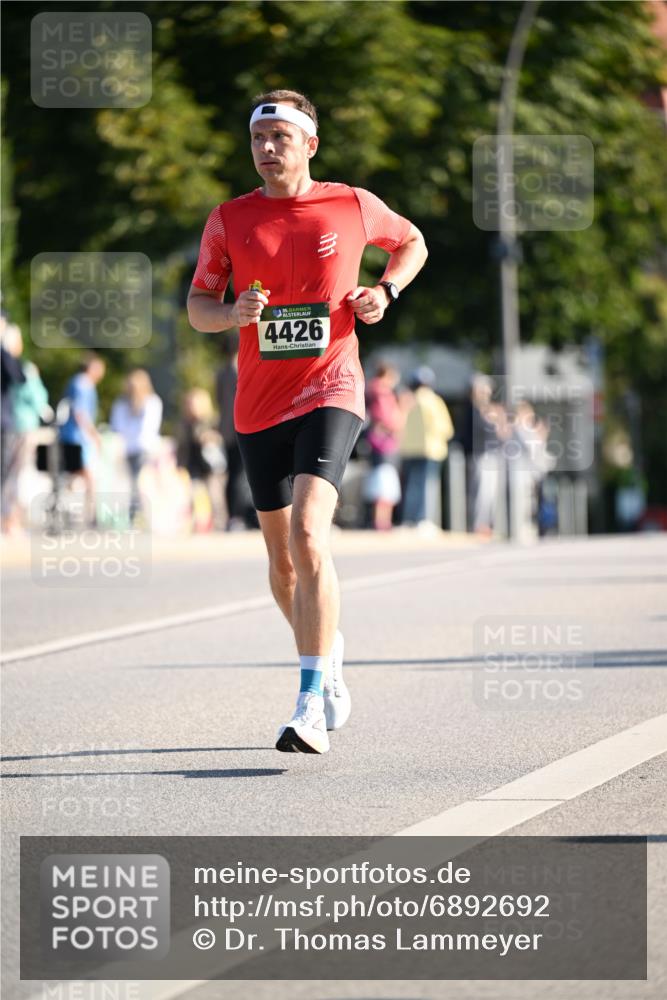 01.09.2024 - BARMER Alsterlauf Dr. Thomas Lammeyer http://msf.ph/oto/6892692 01.09.2024 09:25:30 Laufen 135, 4426 meine-sportfotos.de