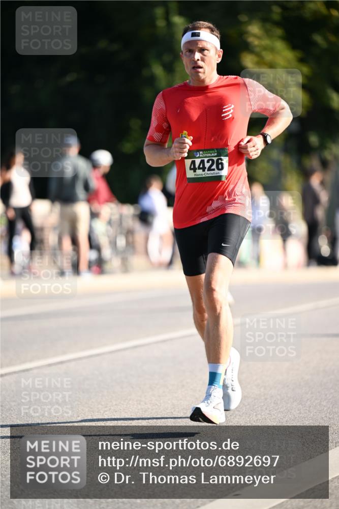 01.09.2024 - BARMER Alsterlauf Dr. Thomas Lammeyer http://msf.ph/oto/6892697 01.09.2024 09:25:31 Laufen 135, 4426 meine-sportfotos.de