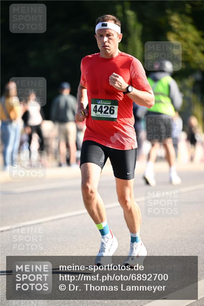 01.09.2024 - BARMER Alsterlauf Dr. Thomas Lammeyer http://msf.ph/oto/6892700 01.09.2024 09:25:31 Laufen 5, 4426 meine-sportfotos.de