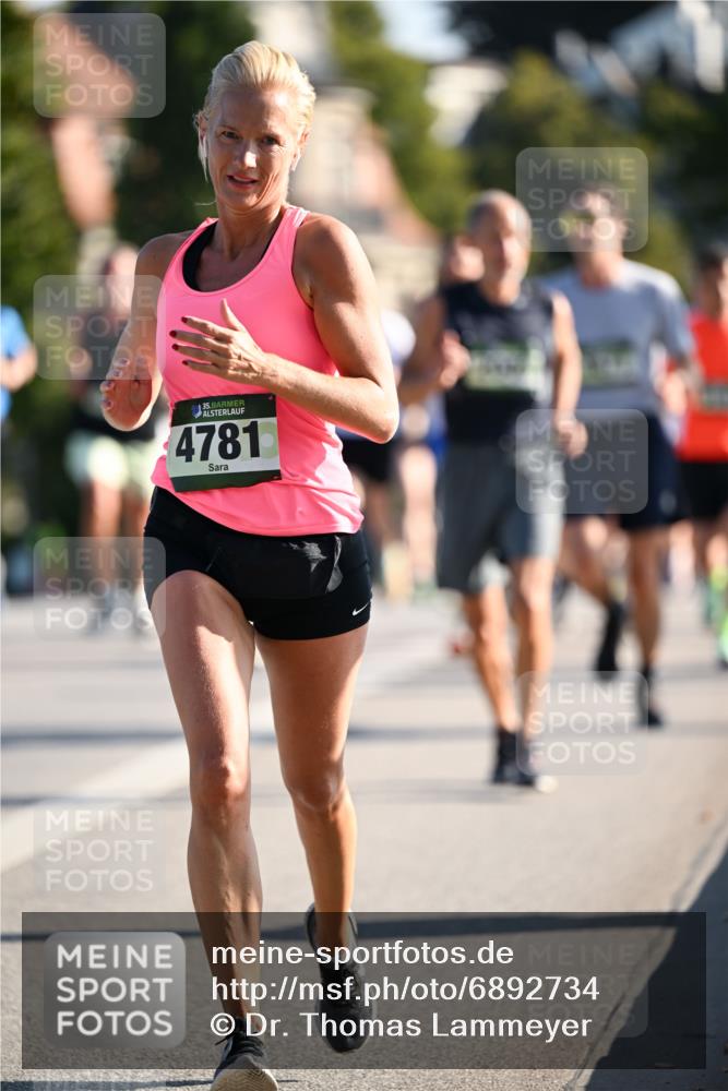 01.09.2024 - BARMER Alsterlauf Dr. Thomas Lammeyer http://msf.ph/oto/6892734 01.09.2024 09:25:36 Laufen 35, 4781 meine-sportfotos.de