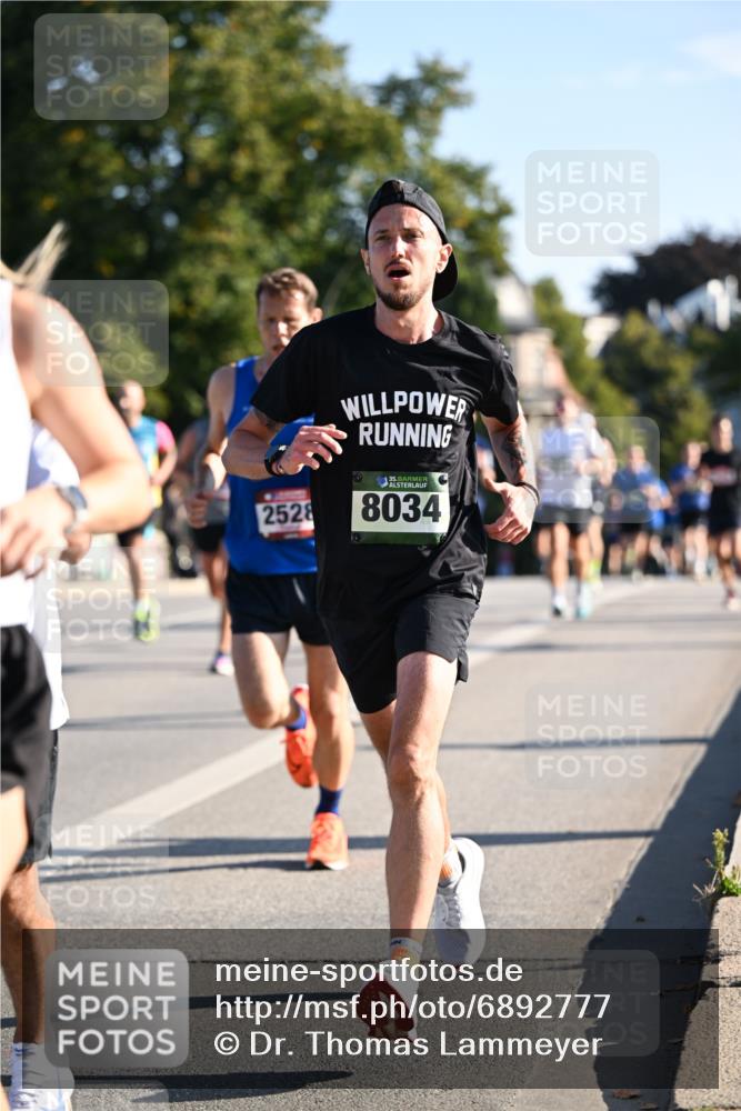 01.09.2024 - BARMER Alsterlauf Dr. Thomas Lammeyer http://msf.ph/oto/6892777 01.09.2024 09:25:45 Laufen 2528, 35, 8034 meine-sportfotos.de
