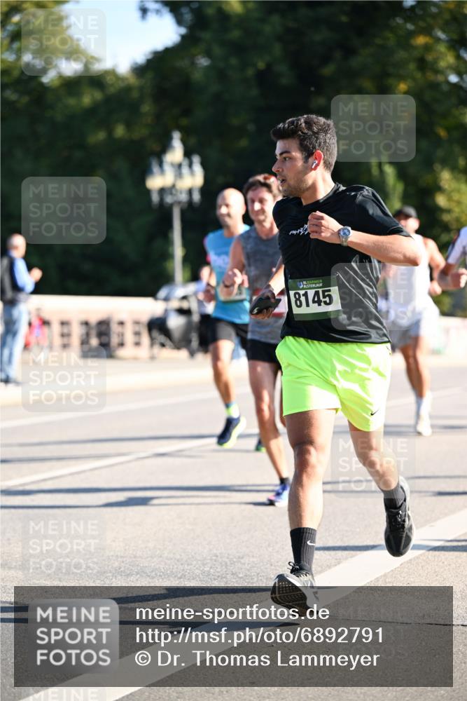 01.09.2024 - BARMER Alsterlauf Dr. Thomas Lammeyer http://msf.ph/oto/6892791 01.09.2024 09:25:47 Laufen 135, 8145 meine-sportfotos.de