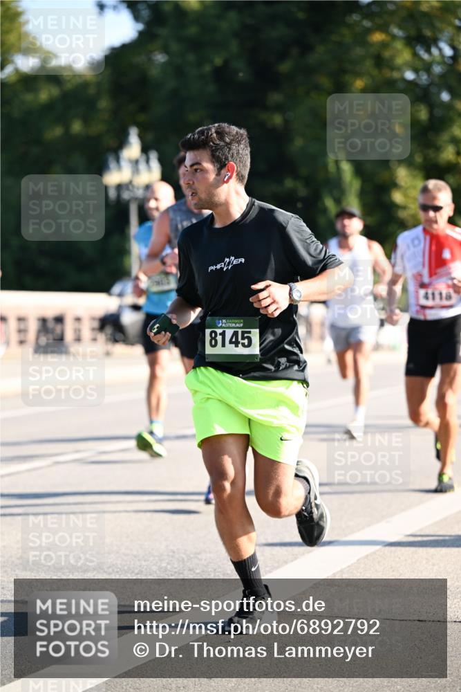 01.09.2024 - BARMER Alsterlauf Dr. Thomas Lammeyer http://msf.ph/oto/6892792 01.09.2024 09:25:47 Laufen 35, 8145, 4118 meine-sportfotos.de