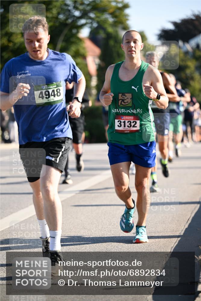 01.09.2024 - BARMER Alsterlauf Dr. Thomas Lammeyer http://msf.ph/oto/6892834 01.09.2024 09:25:53 Laufen 4948, 6135, 3132 meine-sportfotos.de