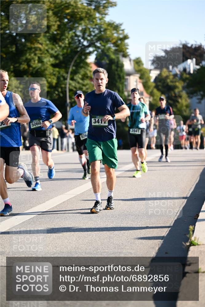 01.09.2024 - BARMER Alsterlauf Dr. Thomas Lammeyer http://msf.ph/oto/6892856 01.09.2024 09:25:57 Laufen 5060, 826, 341, 3941 meine-sportfotos.de
