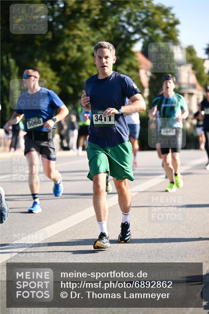 01.09.2024 - BARMER Alsterlauf Dr. Thomas Lammeyer http://msf.ph/oto/6892862 01.09.2024 09:25:57 Laufen 5060, 3411 meine-sportfotos.de