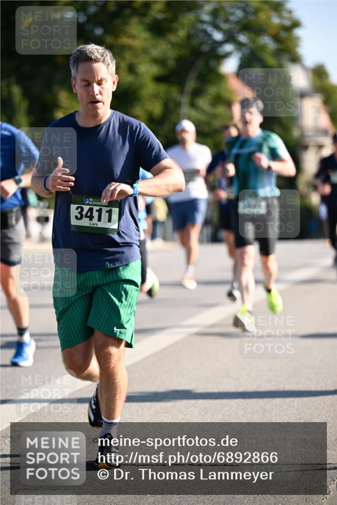 01.09.2024 - BARMER Alsterlauf Dr. Thomas Lammeyer http://msf.ph/oto/6892866 01.09.2024 09:25:58 Laufen 135, 3411 meine-sportfotos.de