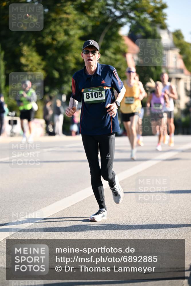 01.09.2024 - BARMER Alsterlauf Dr. Thomas Lammeyer http://msf.ph/oto/6892885 01.09.2024 09:26:01 Laufen 8105, 6 meine-sportfotos.de