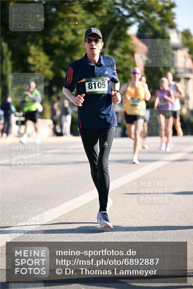 01.09.2024 - BARMER Alsterlauf Dr. Thomas Lammeyer http://msf.ph/oto/6892887 01.09.2024 09:26:01 Laufen 35, 8105, 6 meine-sportfotos.de