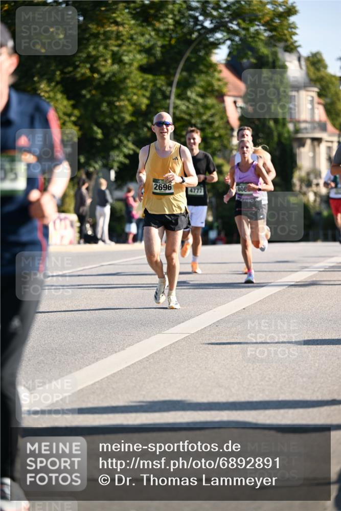 01.09.2024 - BARMER Alsterlauf Dr. Thomas Lammeyer http://msf.ph/oto/6892891 01.09.2024 09:26:02 Laufen 05, 2696, 4777, 808 meine-sportfotos.de