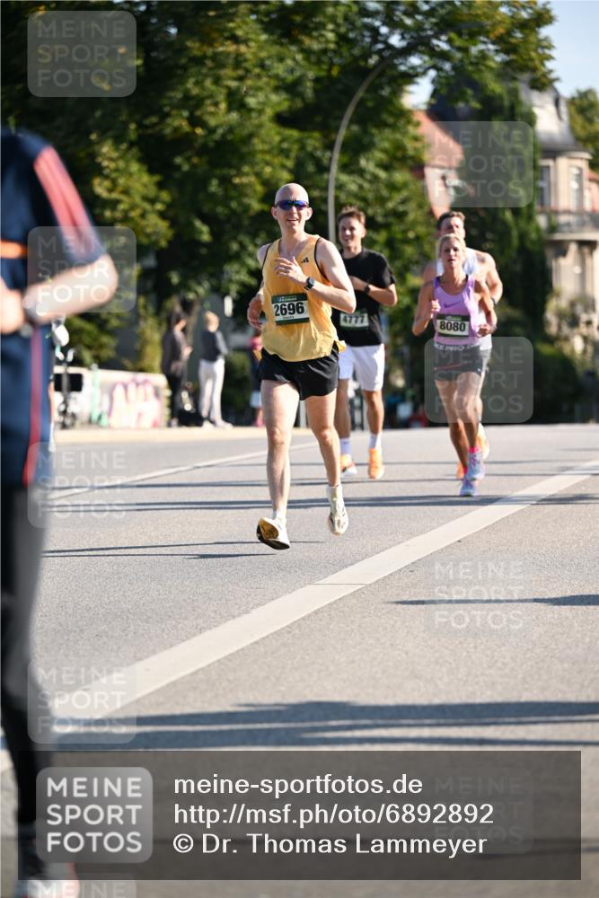 01.09.2024 - BARMER Alsterlauf Dr. Thomas Lammeyer http://msf.ph/oto/6892892 01.09.2024 09:26:02 Laufen 2696, 4777, 8080 meine-sportfotos.de
