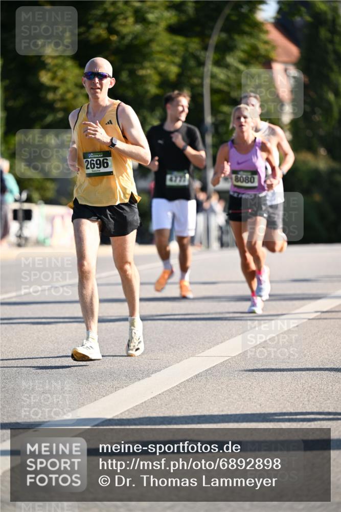 01.09.2024 - BARMER Alsterlauf Dr. Thomas Lammeyer http://msf.ph/oto/6892898 01.09.2024 09:26:03 Laufen 2696, 477, 8080 meine-sportfotos.de