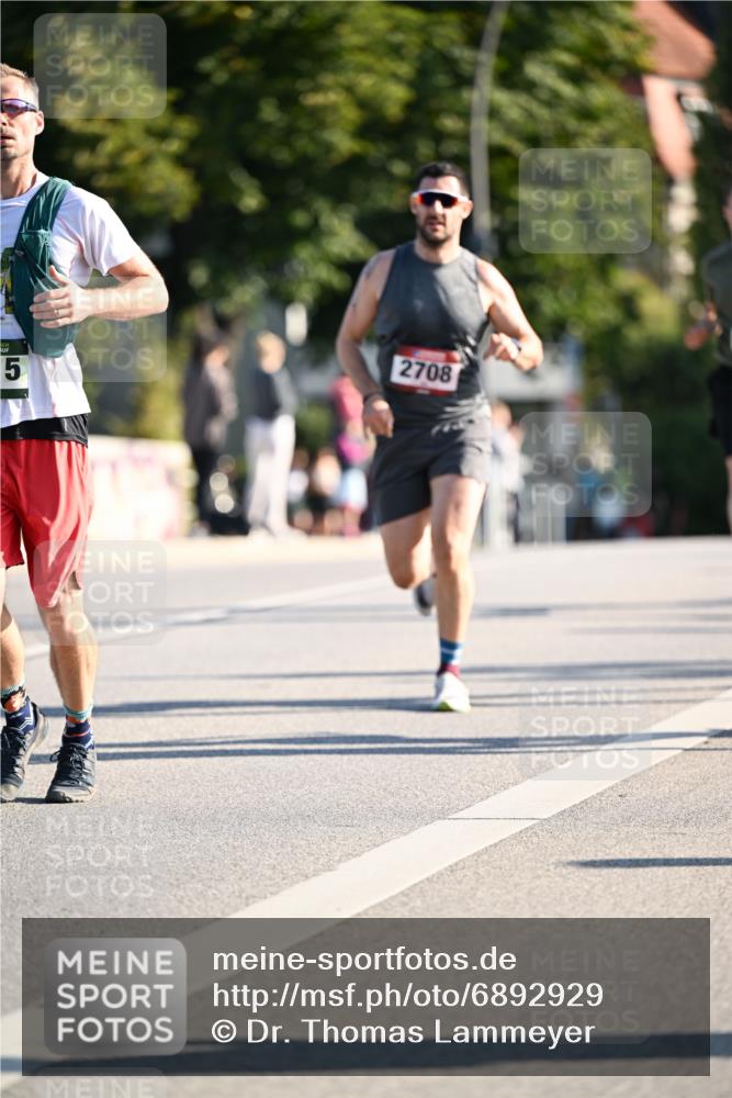 01.09.2024 - BARMER Alsterlauf Dr. Thomas Lammeyer http://msf.ph/oto/6892929 01.09.2024 09:26:08 Laufen 2708, 5 meine-sportfotos.de