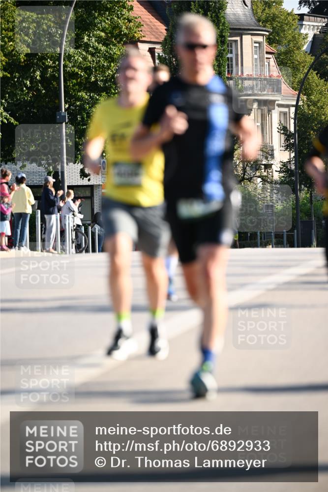 01.09.2024 - BARMER Alsterlauf Dr. Thomas Lammeyer http://msf.ph/oto/6892933 01.09.2024 09:26:09 Laufen  meine-sportfotos.de