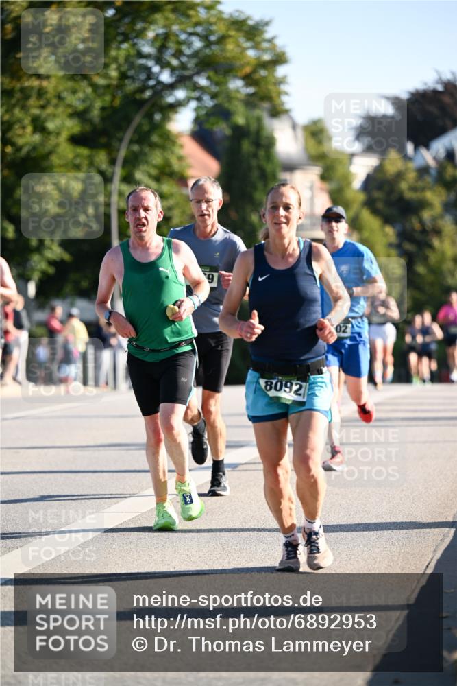 01.09.2024 - BARMER Alsterlauf Dr. Thomas Lammeyer http://msf.ph/oto/6892953 01.09.2024 09:26:14 Laufen 9, 8092 meine-sportfotos.de