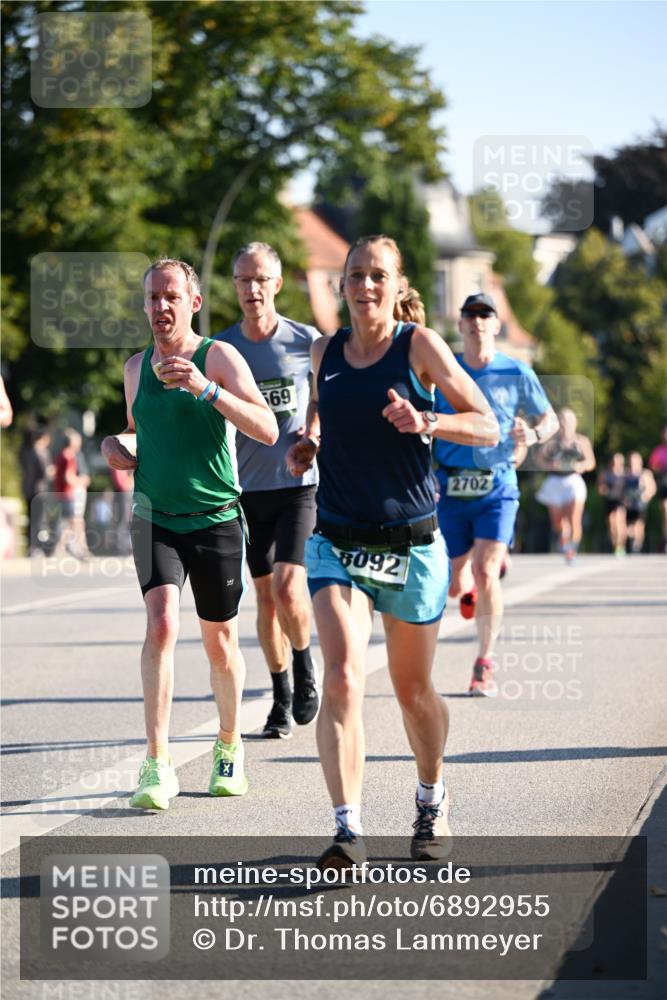 01.09.2024 - BARMER Alsterlauf Dr. Thomas Lammeyer http://msf.ph/oto/6892955 01.09.2024 09:26:14 Laufen 169, 8092, 2702 meine-sportfotos.de