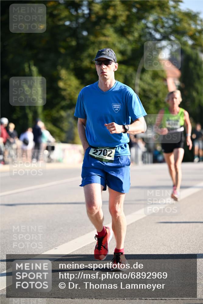 01.09.2024 - BARMER Alsterlauf Dr. Thomas Lammeyer http://msf.ph/oto/6892969 01.09.2024 09:26:16 Laufen 2702 meine-sportfotos.de