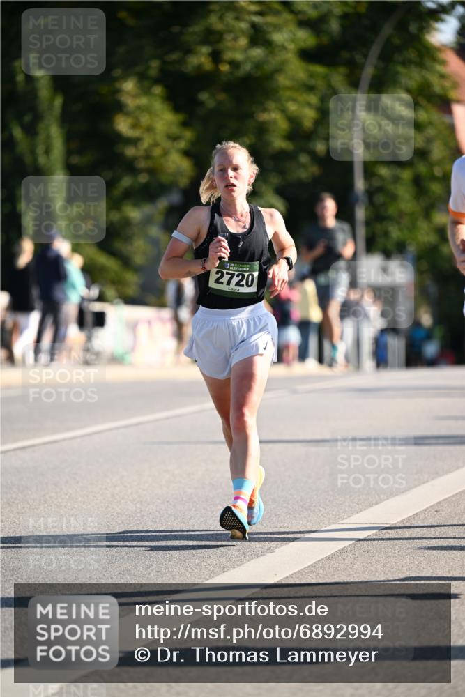 01.09.2024 - BARMER Alsterlauf Dr. Thomas Lammeyer http://msf.ph/oto/6892994 01.09.2024 09:26:21 Laufen 35, 2720 meine-sportfotos.de