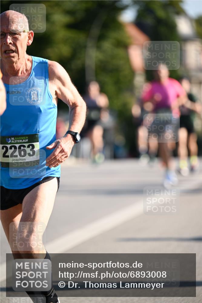 01.09.2024 - BARMER Alsterlauf Dr. Thomas Lammeyer http://msf.ph/oto/6893008 01.09.2024 09:26:23 Laufen 35, 2263 meine-sportfotos.de