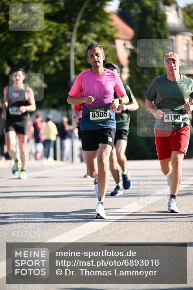 01.09.2024 - BARMER Alsterlauf Dr. Thomas Lammeyer http://msf.ph/oto/6893016 01.09.2024 09:26:24 Laufen 8305, 4198 meine-sportfotos.de