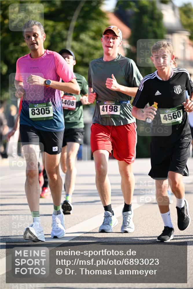 01.09.2024 - BARMER Alsterlauf Dr. Thomas Lammeyer http://msf.ph/oto/6893023 01.09.2024 09:26:25 Laufen 8305, 1408, 135, 4198, 5, 4560 meine-sportfotos.de