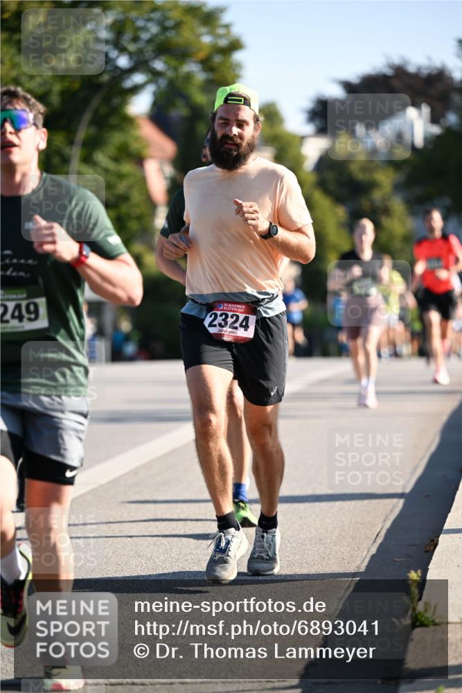 01.09.2024 - BARMER Alsterlauf Dr. Thomas Lammeyer http://msf.ph/oto/6893041 01.09.2024 09:26:29 Laufen 249, 2324 meine-sportfotos.de
