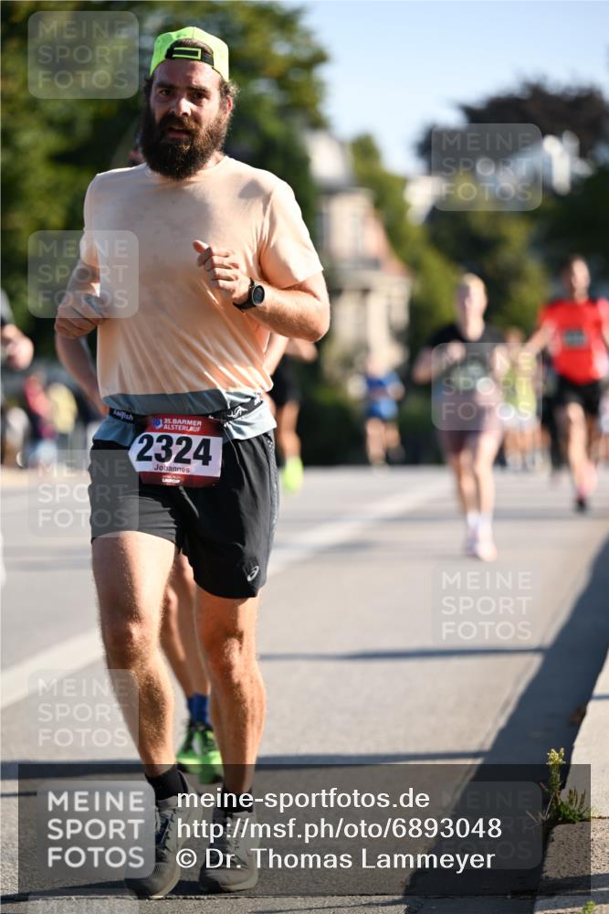 01.09.2024 - BARMER Alsterlauf Dr. Thomas Lammeyer http://msf.ph/oto/6893048 01.09.2024 09:26:30 Laufen 35, 2324 meine-sportfotos.de