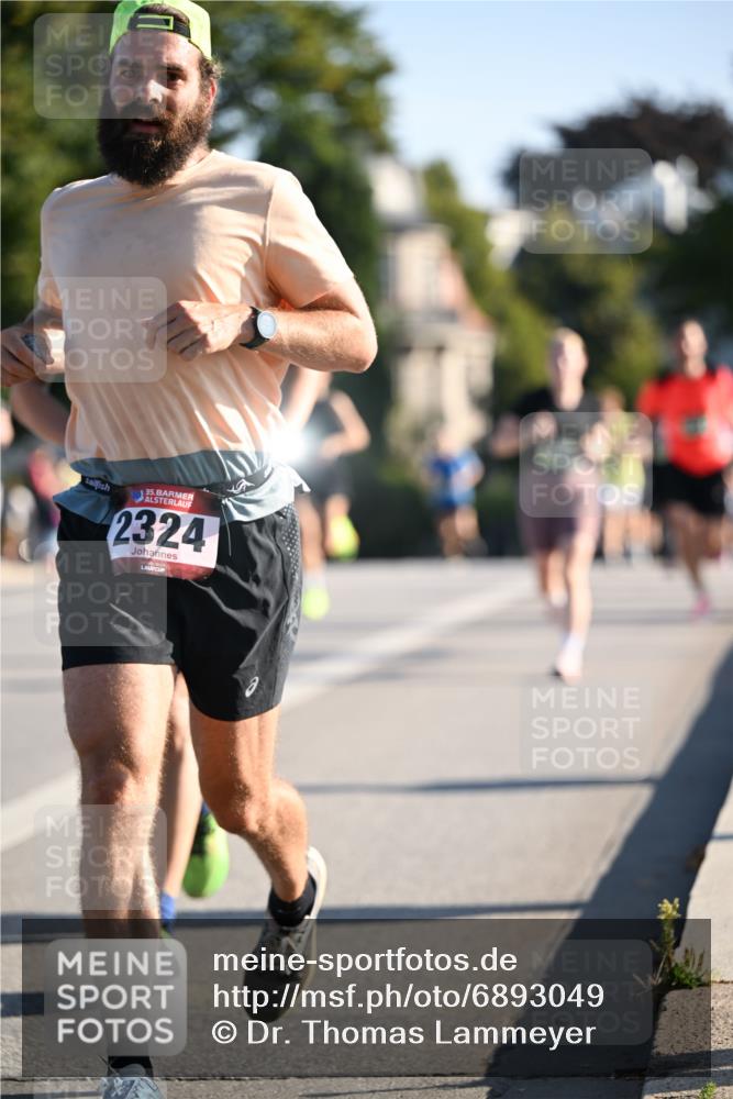 01.09.2024 - BARMER Alsterlauf Dr. Thomas Lammeyer http://msf.ph/oto/6893049 01.09.2024 09:26:30 Laufen 135, 2324 meine-sportfotos.de