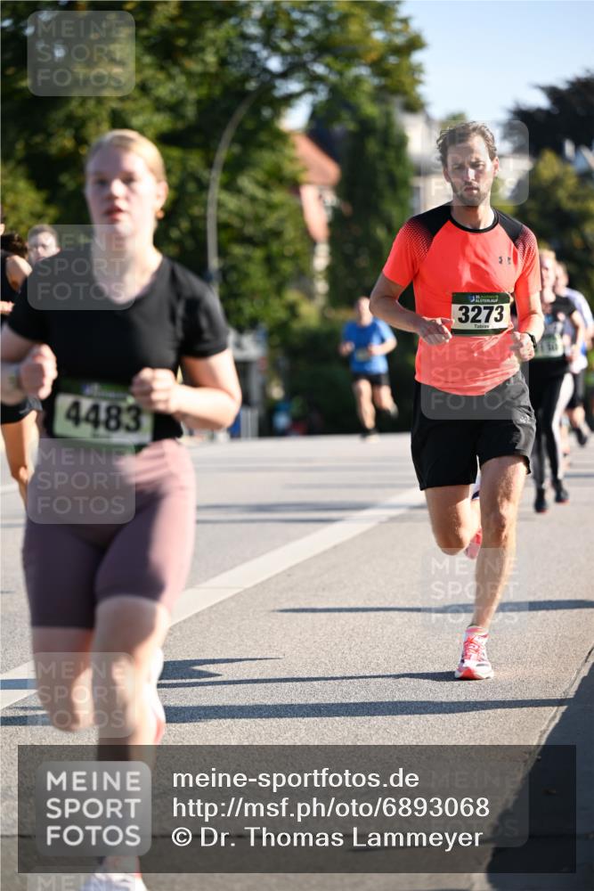 01.09.2024 - BARMER Alsterlauf Dr. Thomas Lammeyer http://msf.ph/oto/6893068 01.09.2024 09:26:33 Laufen 4483, 3273 meine-sportfotos.de
