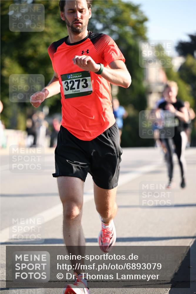 01.09.2024 - BARMER Alsterlauf Dr. Thomas Lammeyer http://msf.ph/oto/6893079 01.09.2024 09:26:34 Laufen 635, 3273 meine-sportfotos.de