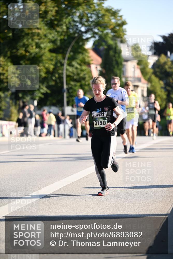 01.09.2024 - BARMER Alsterlauf Dr. Thomas Lammeyer http://msf.ph/oto/6893082 01.09.2024 09:26:35 Laufen 3150 meine-sportfotos.de