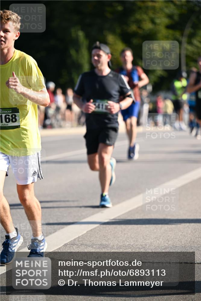 01.09.2024 - BARMER Alsterlauf Dr. Thomas Lammeyer http://msf.ph/oto/6893113 01.09.2024 09:26:40 Laufen 35, 168 meine-sportfotos.de