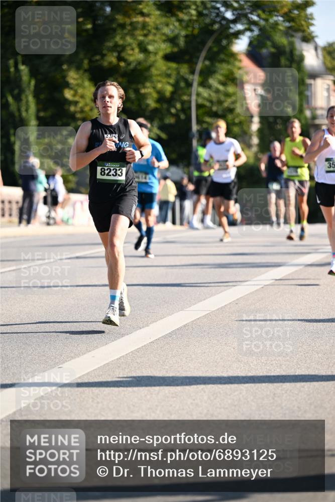 01.09.2024 - BARMER Alsterlauf Dr. Thomas Lammeyer http://msf.ph/oto/6893125 01.09.2024 09:26:41 Laufen 8233, 35 meine-sportfotos.de