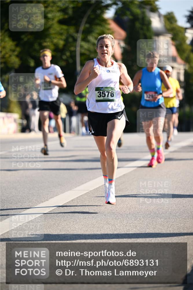 01.09.2024 - BARMER Alsterlauf Dr. Thomas Lammeyer http://msf.ph/oto/6893131 01.09.2024 09:26:43 Laufen 135, 3576, 1220 meine-sportfotos.de