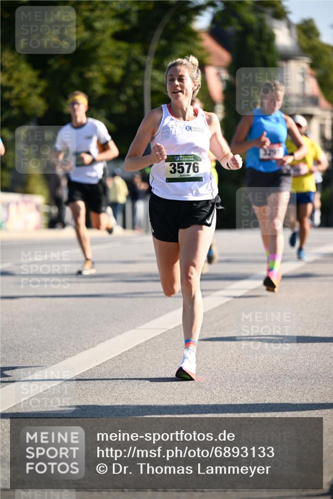 01.09.2024 - BARMER Alsterlauf Dr. Thomas Lammeyer http://msf.ph/oto/6893133 01.09.2024 09:26:43 Laufen 135, 3576 meine-sportfotos.de