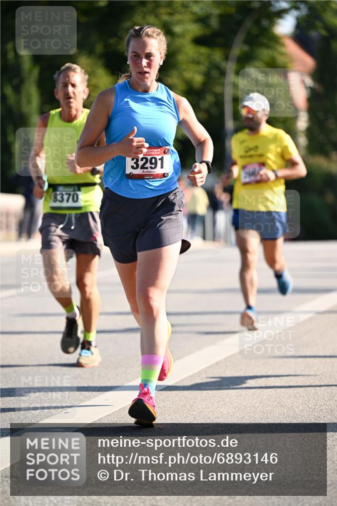01.09.2024 - BARMER Alsterlauf Dr. Thomas Lammeyer http://msf.ph/oto/6893146 01.09.2024 09:26:45 Laufen 8370, 3291 meine-sportfotos.de