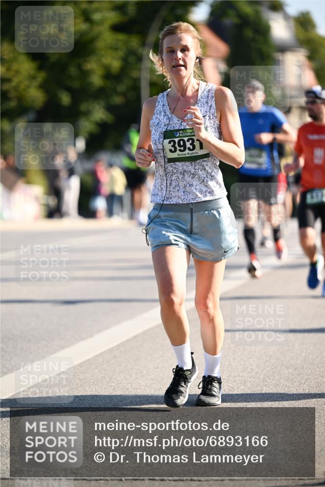 01.09.2024 - BARMER Alsterlauf Dr. Thomas Lammeyer http://msf.ph/oto/6893166 01.09.2024 09:26:48 Laufen 35, 3931 meine-sportfotos.de