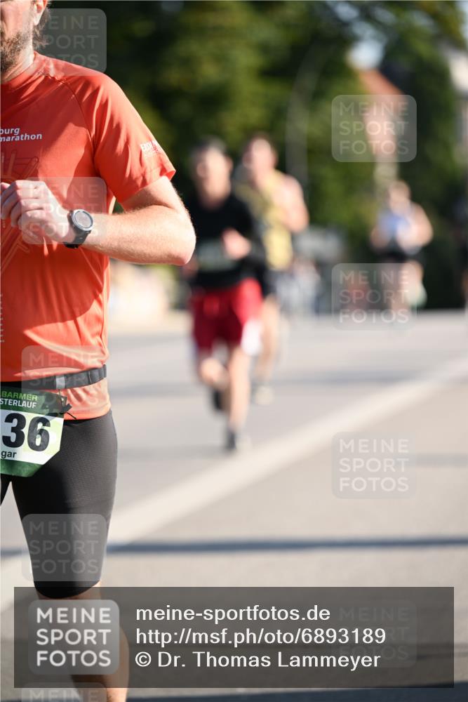 01.09.2024 - BARMER Alsterlauf Dr. Thomas Lammeyer http://msf.ph/oto/6893189 01.09.2024 09:26:51 Laufen 36 meine-sportfotos.de